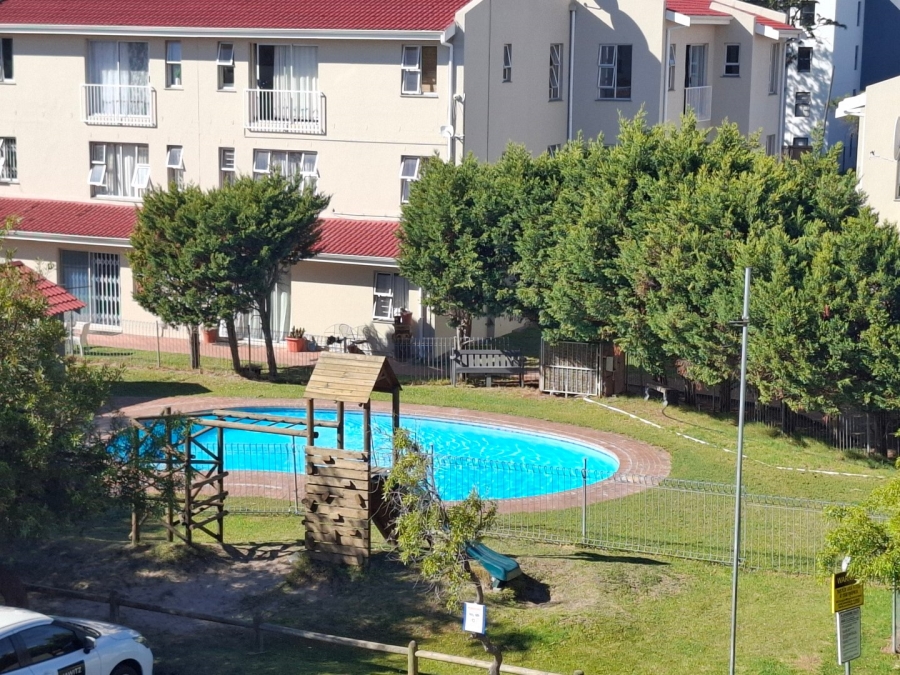 2 Bedroom Property for Sale in Oakglen Western Cape